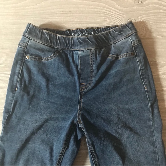 5/$20 SALE ✨ PARASICO Blue Denim Legging with Faux Pockets - Picture 2 of 12